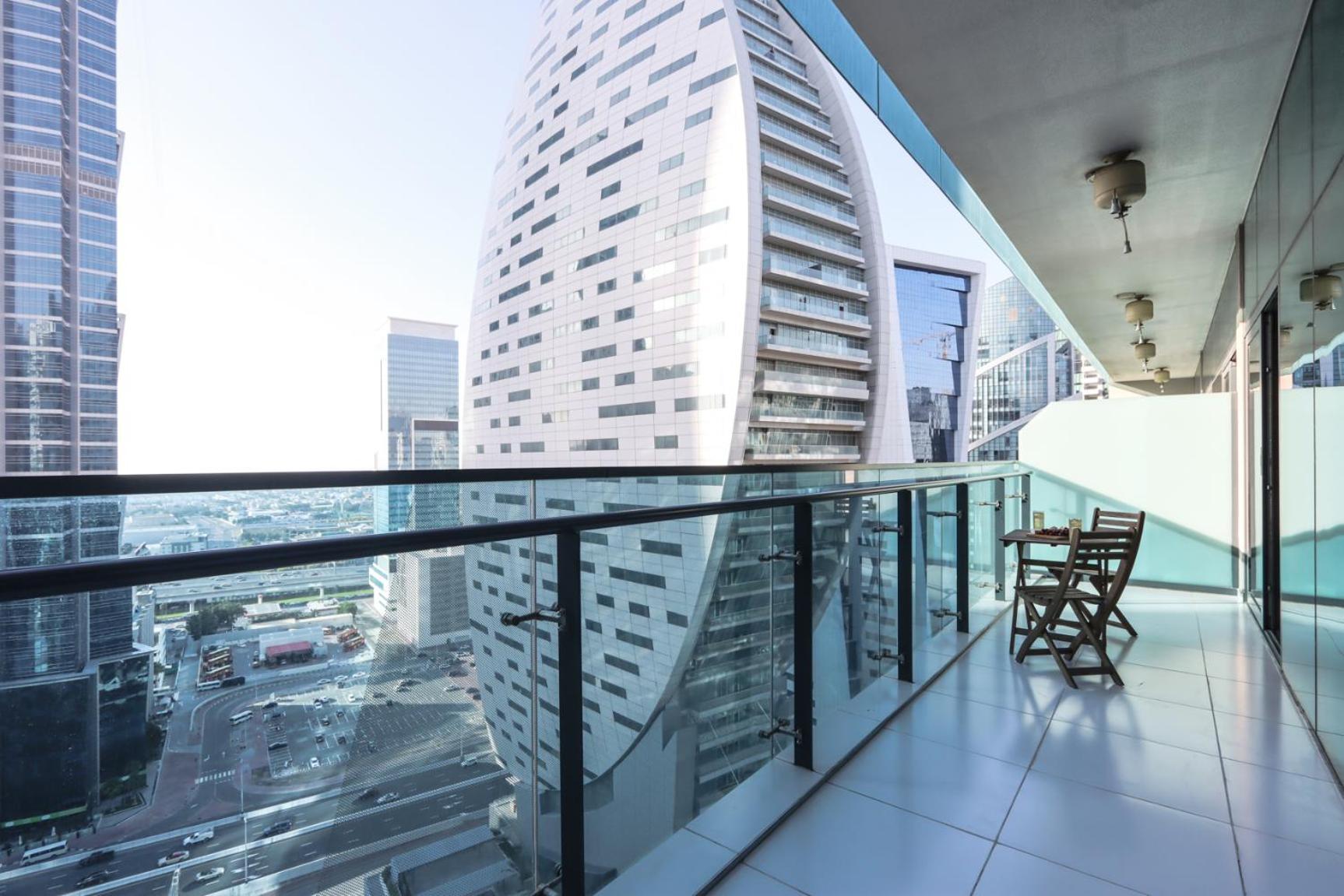 Livbnb Suites - Bright 1 Bedroom Suite In Merano Tower Dubai Exterior photo